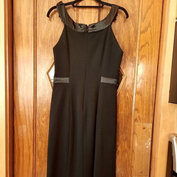 Badgley Mischka Collection Ruffle Neck Dress Sleeveless Black - Picture 9 of 15